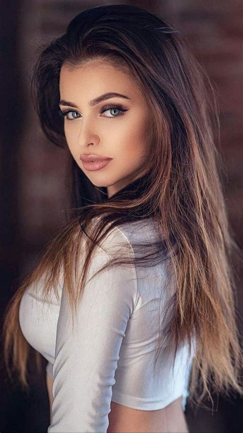 Hot Babes Porno Videos .